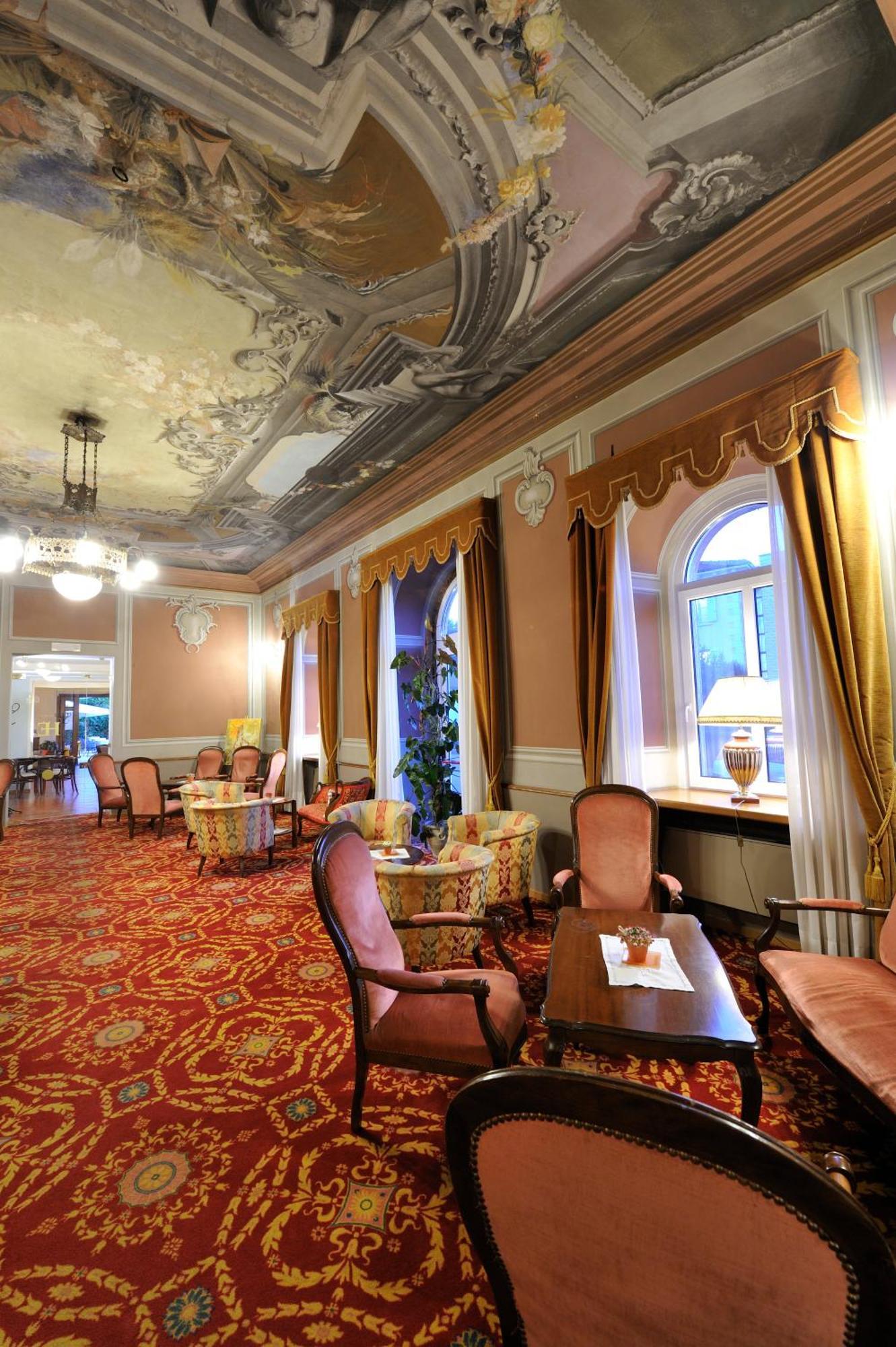 Hotel Eden Levico Terme Exterior photo